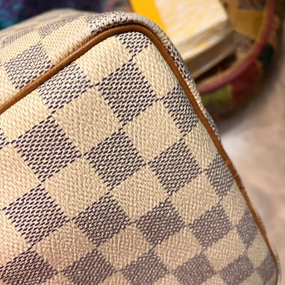 Beautiful Authentic Louis Vuitton Speedy 30 Damier GUC USA 2011 - Picture 15 of 17